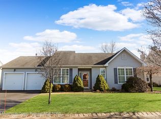 4 Rosedale Ln, Manchester Township, NJ 08759