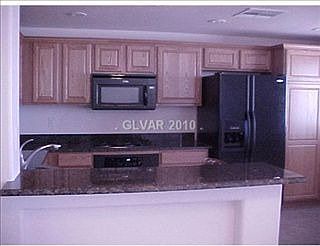 4th image of 820 Canterra St Unit 2055