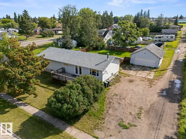 5105 58th St, Cold Lake, AB T9M 1S3