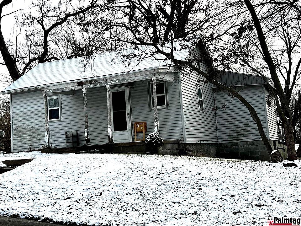 1st image of 617 11th Ave