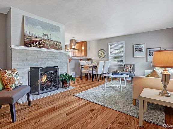 3rd image of 11327 14th Ave NE