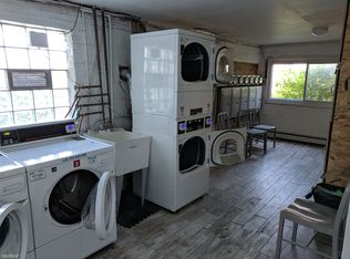 5852 W Irving Park Rd #3, Chicago, IL 60634