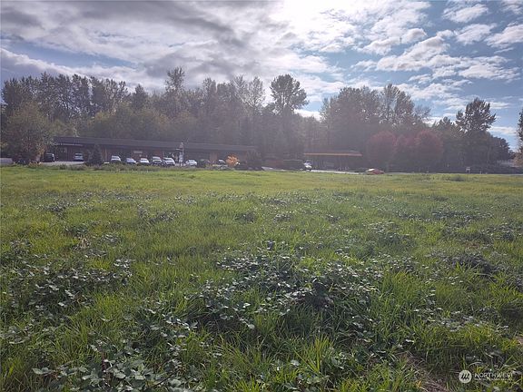 5th image of 1101 Roosevelt Ave