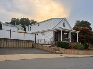 93 Dartmouth St, Everett, MA 02149
