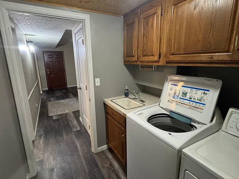 1401 Spartan Ave — Photo 11