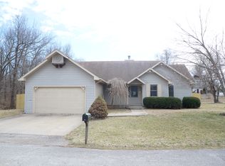 820 Kirby Ln, Aurora, MO 65605