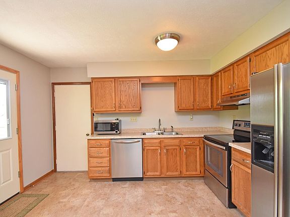 5th image of 3799 Cranberry Ct