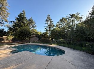 2612 W Pueblo Ave, Napa, CA 94558