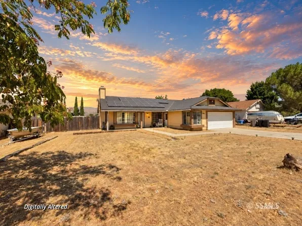 21430 Santa Maria Dr, Tehachapi, CA 93561