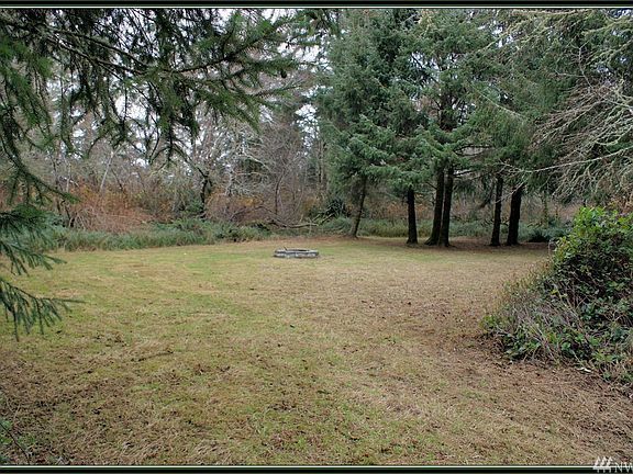 5th image of 319 Duck Lake Dr SE