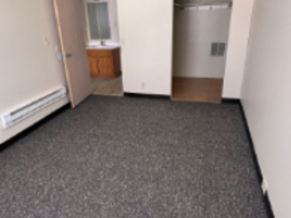 4th image of 1616 E St APT 10