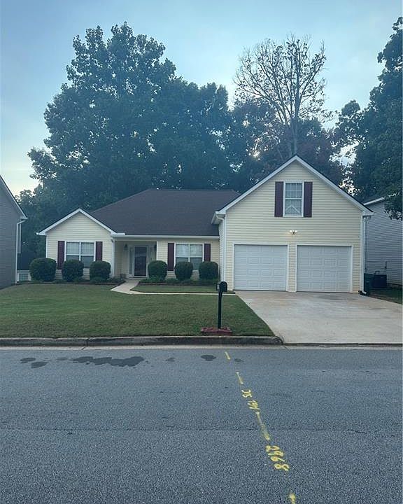 1st image of 2967 Hampton Club Way