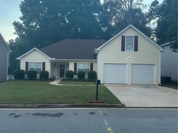 2967 Hampton Club Way, Lithonia, GA 30038