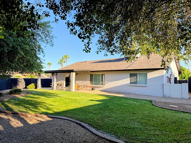 5201 E Beck Ln — Photo 24