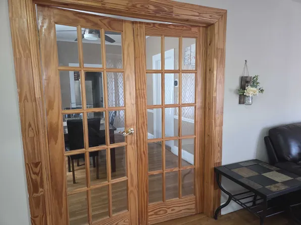 319 Beach 47th Street image 5 of 19