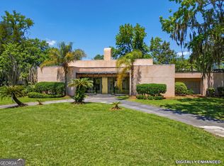 102 Stuart St, Savannah, GA 31405