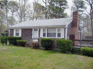 18 Marigold Rd, West Yarmouth, MA 02673