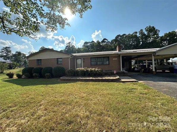 1376 Old State Highway 18, Morganton, NC 28655