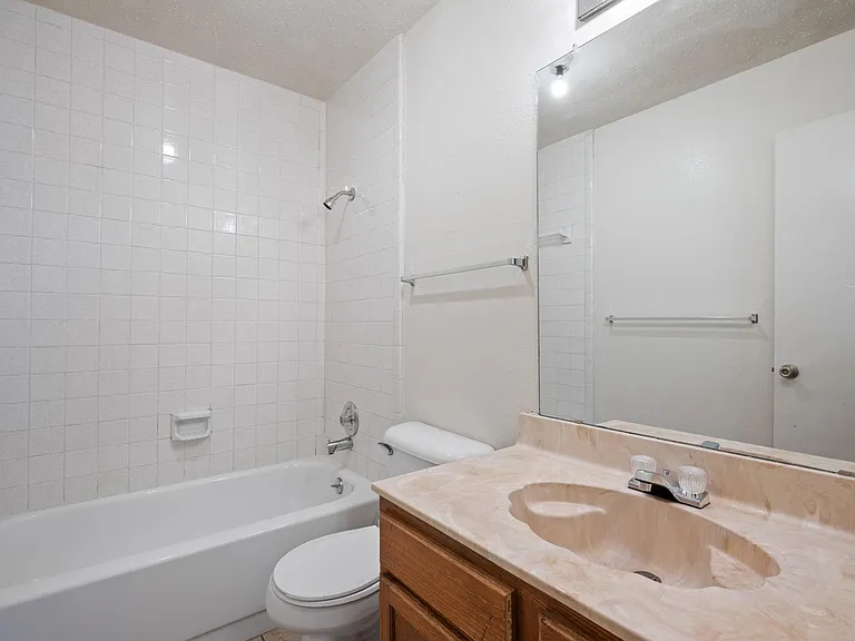 11331 Two Wells Dr — Photo 17