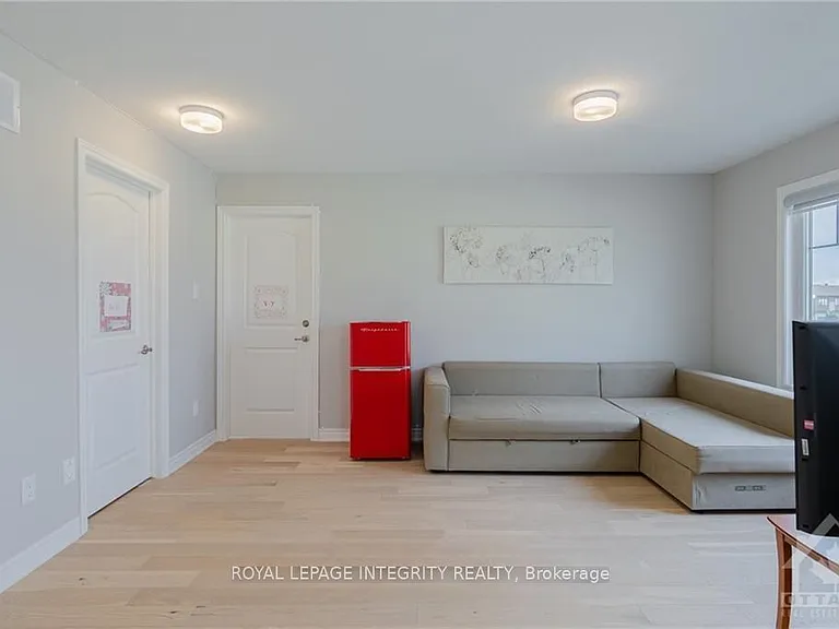 701 Brittanic Rd — Photo 18