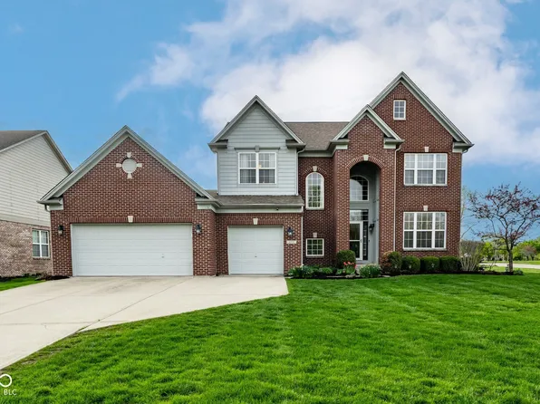6821 Woodhaven Pl, Zionsville, IN 46077
