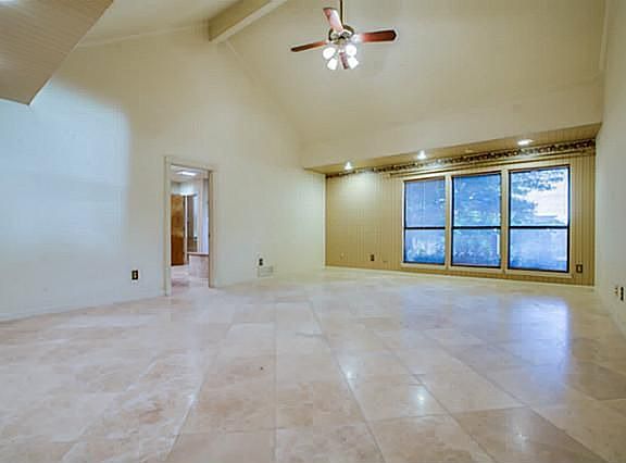 4th image of 2808 Marquis Cir W