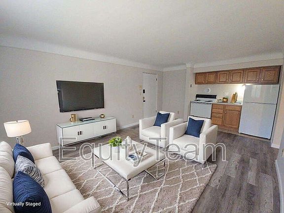 5th image of 4505 Forest Trl APT 4
