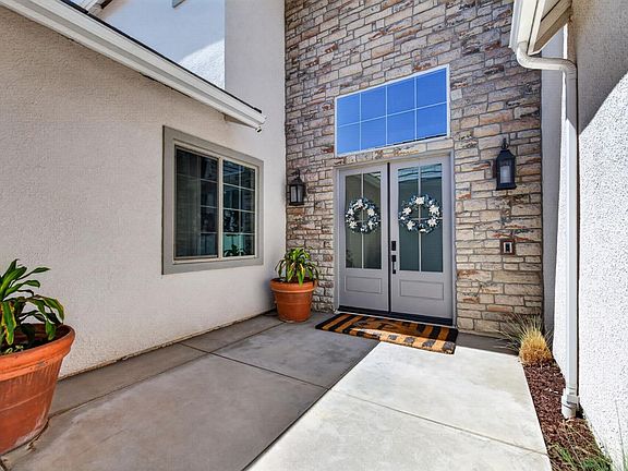 5th image of 2314 E Kynzlee Ave