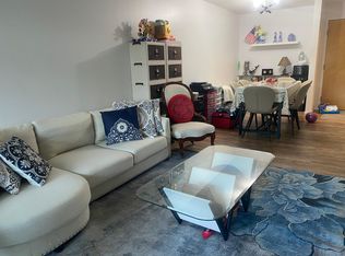 4820 Park Commons Dr APT 137, Saint Louis Park, MN 55416