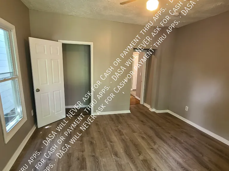 9 Emanon St #LOWER — Photo 11