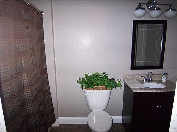 5th image of 1300 E Mary Lee Dr
