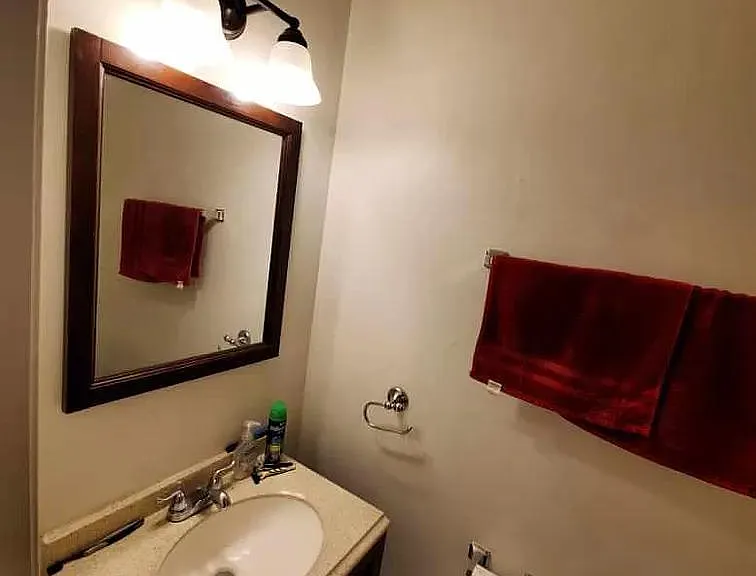 7558 Whitehall Dr — Photo 1