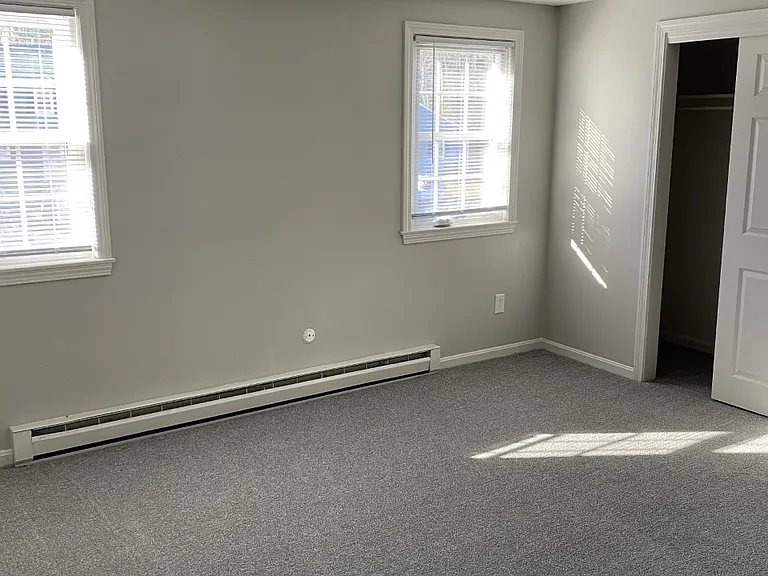 Yarmouth Pointe Apartment Homes — Photo 95