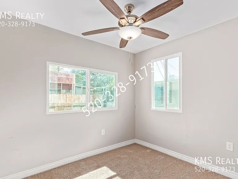 4213 S Lundy Ave — Photo 16