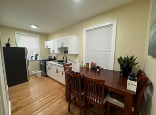 4049 W School St APT 2N, Chicago, IL 60641