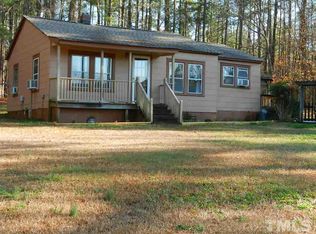 79 P G Ln, Zebulon, NC 27597