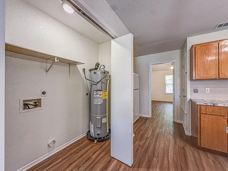 1103 Shanarae Cir — Photo 16
