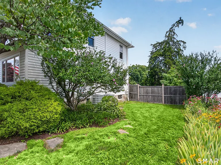 42 Treadwell Ave — Photo 34