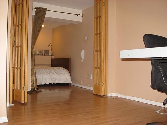 Stand up sleep & office loft
