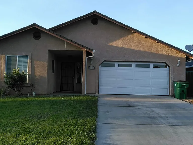2146 Blossom Ave — Photo 1