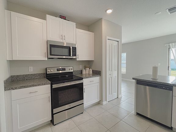 3rd image of 4420 Globe Thistle Dr
