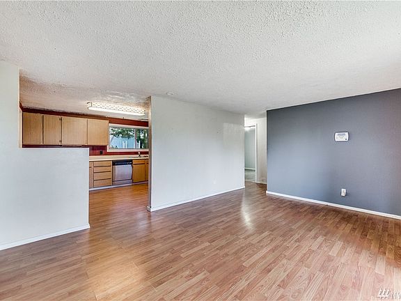 4th image of 4710 Lila Ln SW