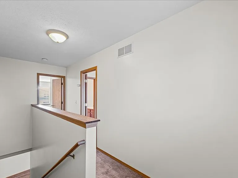 80-90 Yotzonot Dr — Photo 34