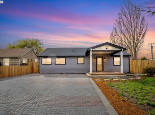 705 SW Dennis Ave, Hillsboro, OR