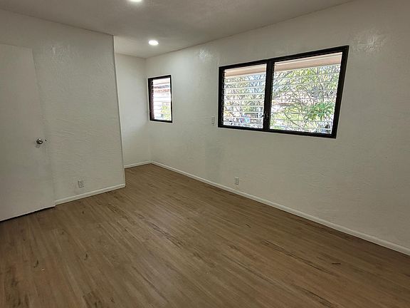 Larger of 2 Bedrooms