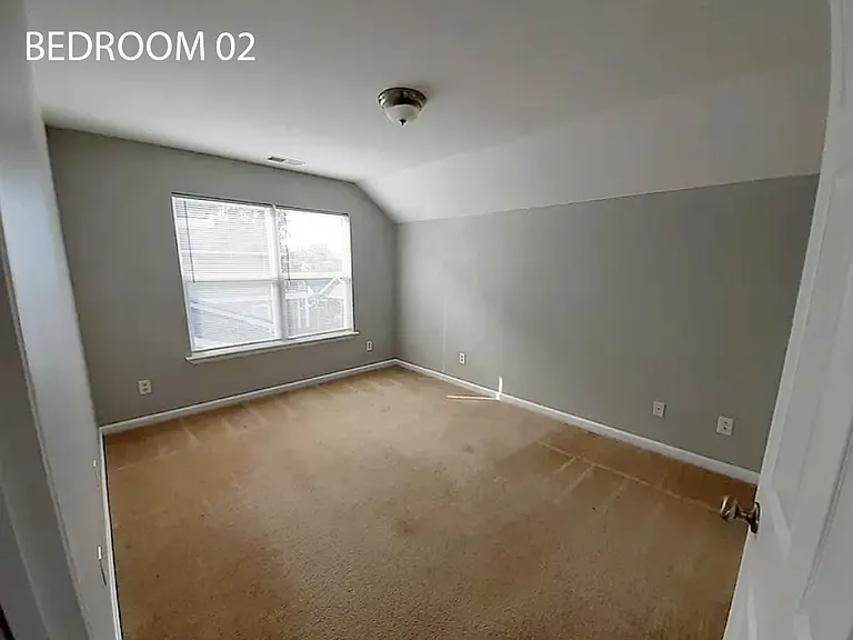6008B Morrow Rd — Photo 8