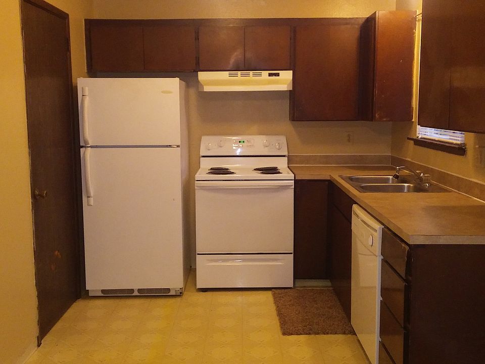 1st image of 14411 Grant Ave SW