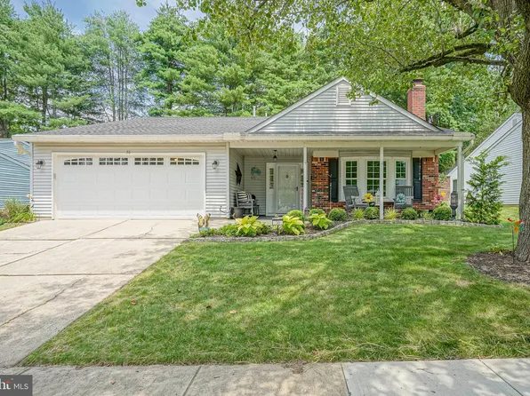 30 Deep Hollow Ln N, Columbus, NJ 08022