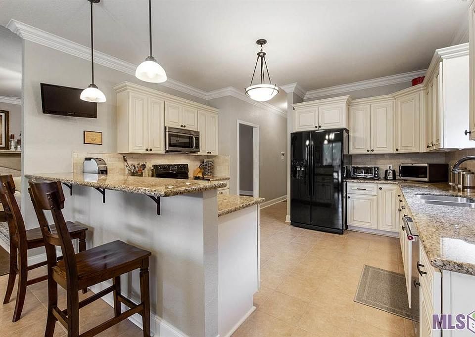 1st image of 26101 Glenbrooke Dr