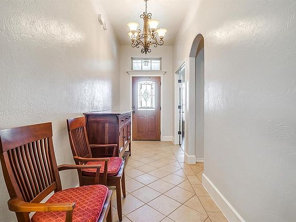 3rd image of 1659 Potomac Dr